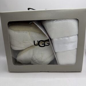 UGG I BIXBEE AND LOVEY Bootie Shoes Babies Infant 2/3 US VANILLA
